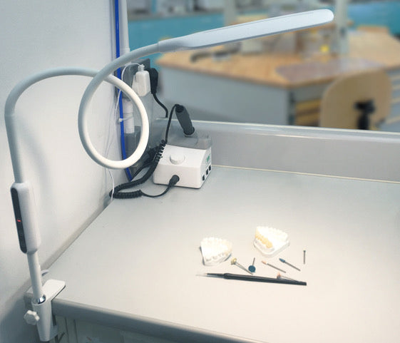 Lumina-on-desk-white